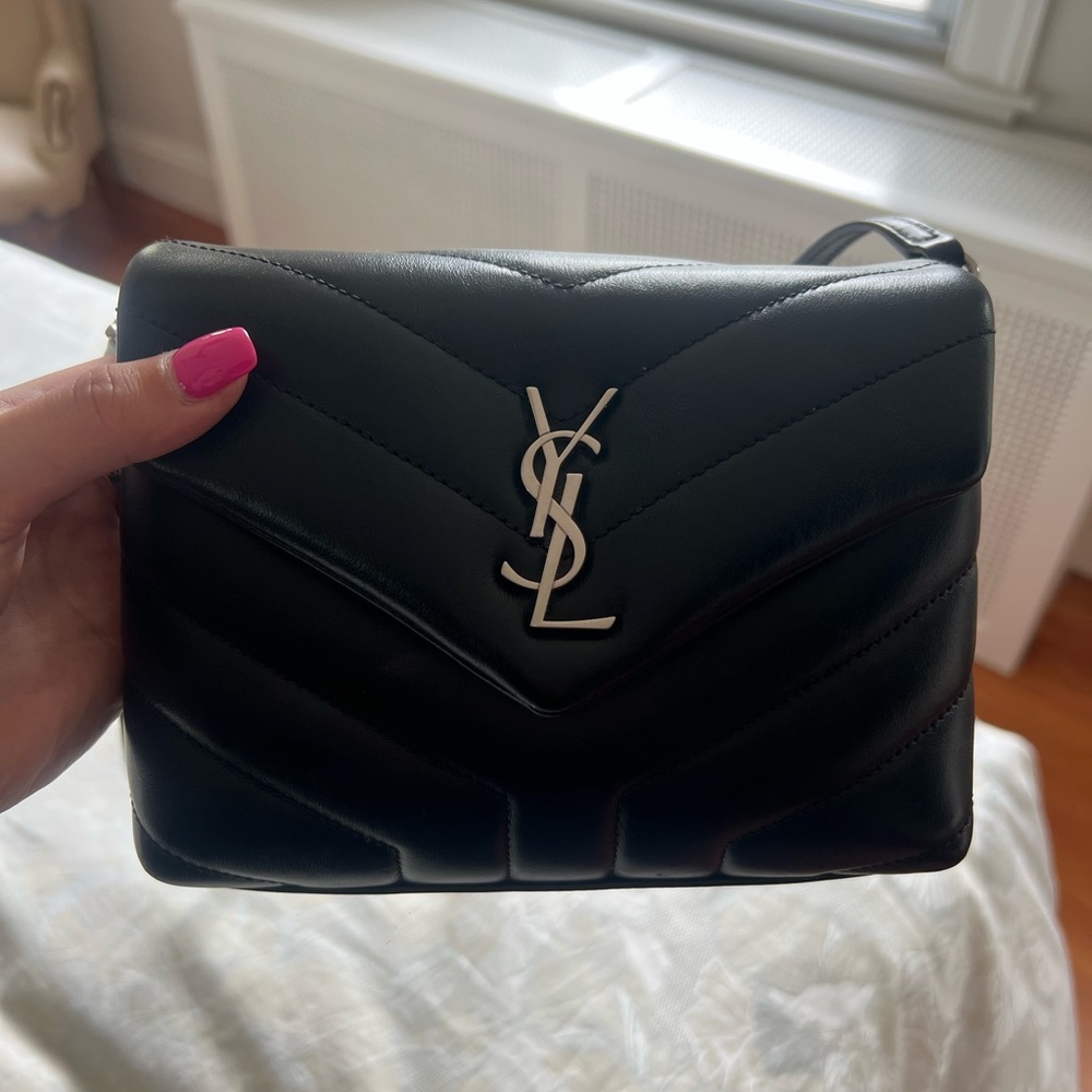 Saint Laurent LouLou small black leather quilted bag
